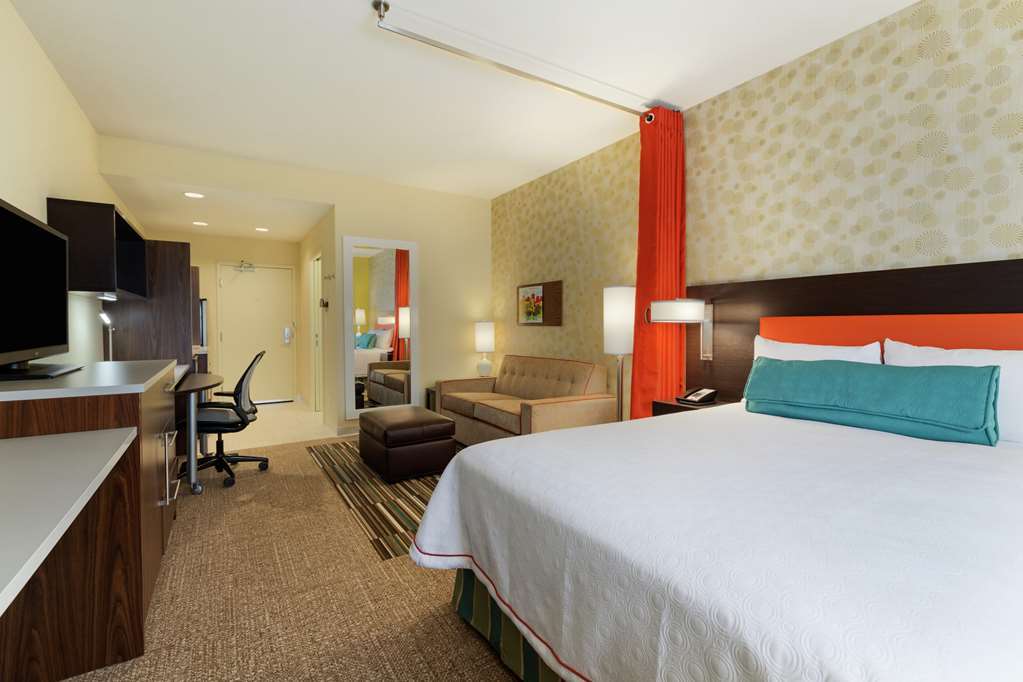 Home2 Suites By Hilton Austin Airport Room photo
